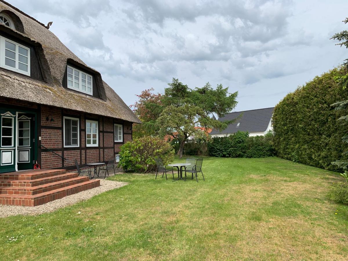 Reet und Meer Beckerwitz Hohenkirchen  Buitenkant foto